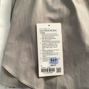lululemon athletica Taupe Mini Skirt